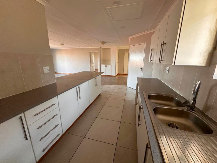 3 Bedroom Property for Sale in Wavecrest Eastern Cape